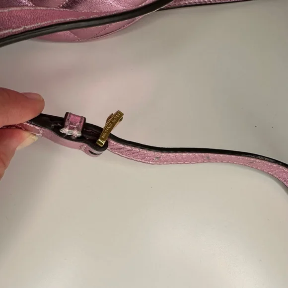 Michael Kors Vivanne Canteen Crossbody in Metallic Pink EUC - Picture 12 of 13